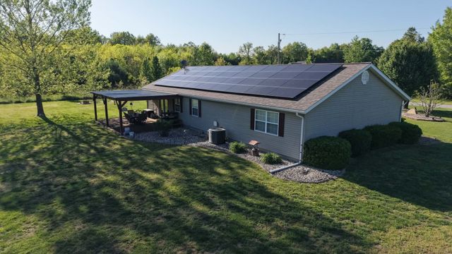14669 Gossett Road, West Frankfort, IL 62896