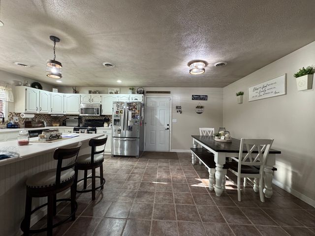 14669 Gossett Road, West Frankfort, IL 62896