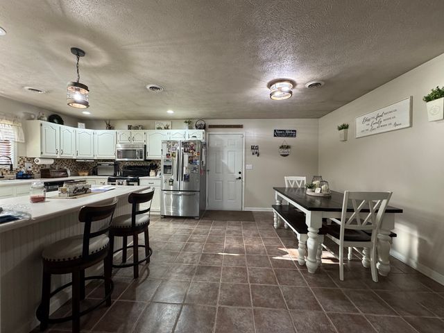 14669 Gossett Road, West Frankfort, IL 62896