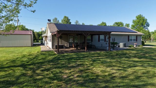 14669 Gossett Road, West Frankfort, IL 62896