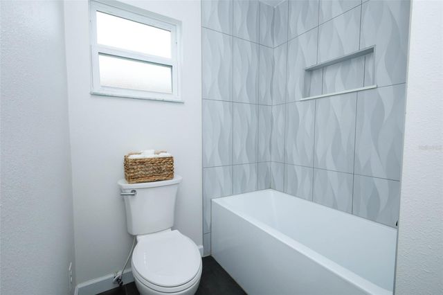 110 MOCKINGBIRD LANE, Winter Springs, FL 32708