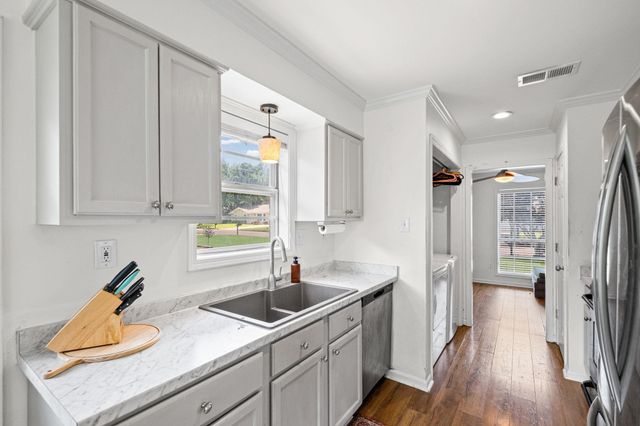 902 QUAIL CHASE LN, Collierville, TN 38017