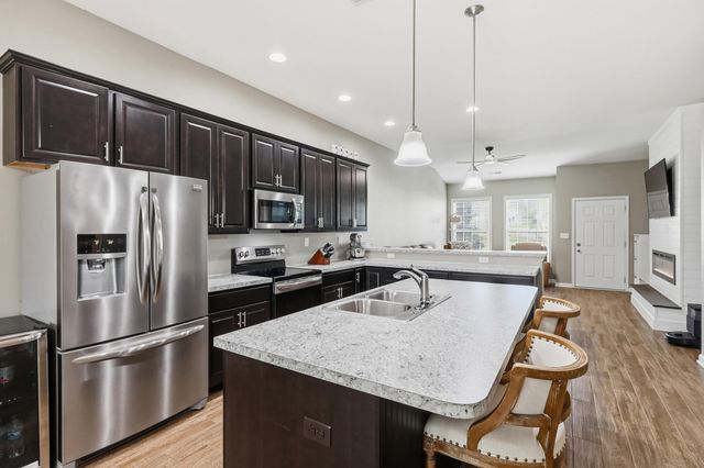 178 Falmouth Drive, Georgetown, KY 40324