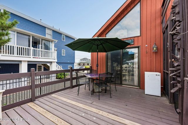 915 Meadow Lark Drive, Lanoka Harbor, NJ 08734