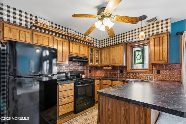 915 Meadow Lark Drive, Lanoka Harbor, NJ 08734