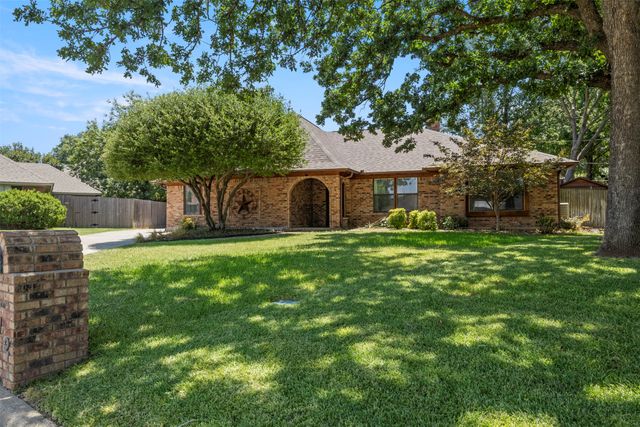 4812 Arabian Court, Arlington, TX 76017