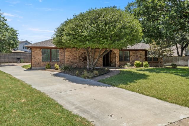 4812 Arabian Court, Arlington, TX 76017
