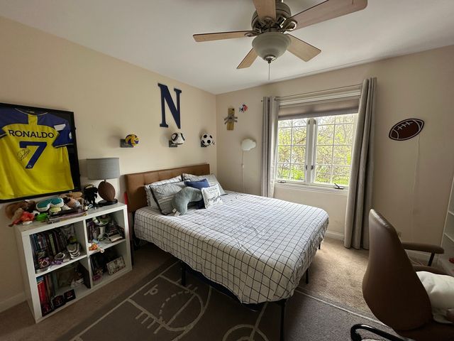 122 E KNIGHTON Place, Elmhurst, IL 60126
