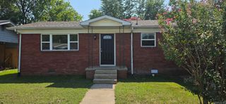 607 N 10th St, Paragould, AR 72450