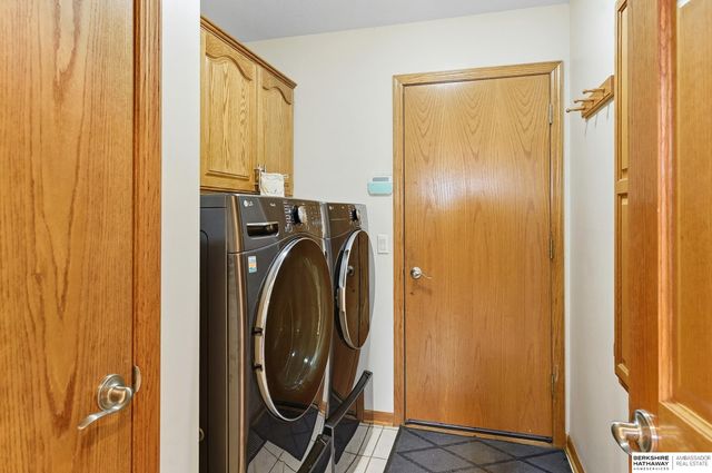 111 Shoreline Drive, Carter Lake, IA 51510