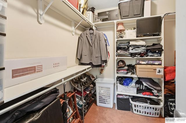 111 Shoreline Drive, Carter Lake, IA 51510