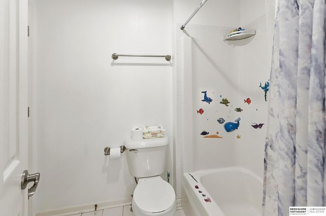 111 Shoreline Drive, Carter Lake, IA 51510