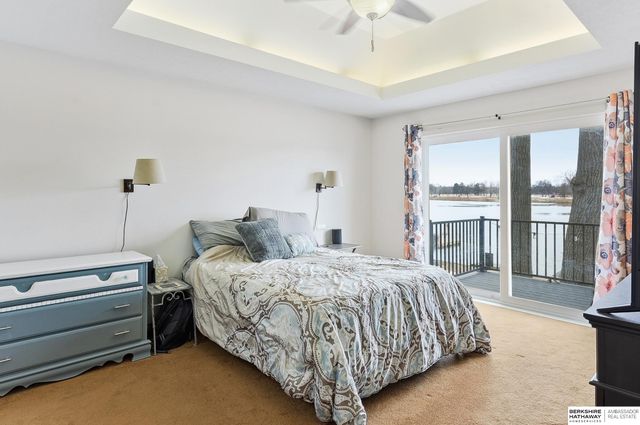 111 Shoreline Drive, Carter Lake, IA 51510