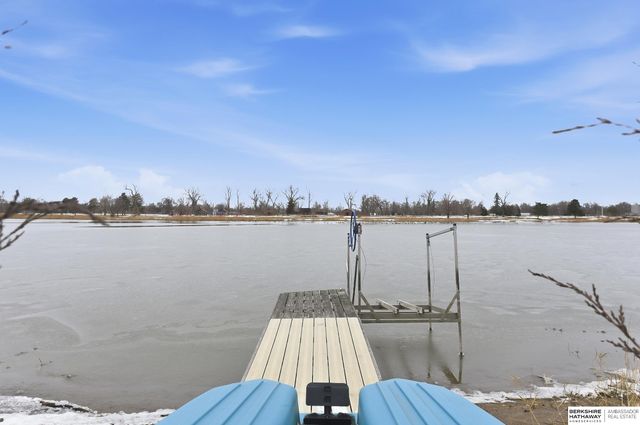 111 Shoreline Drive, Carter Lake, IA 51510