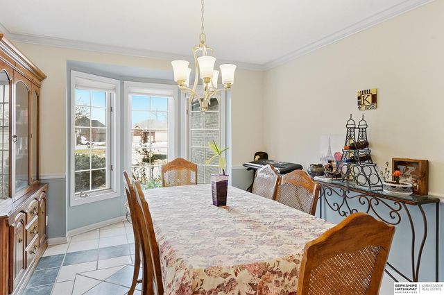 111 Shoreline Drive, Carter Lake, IA 51510