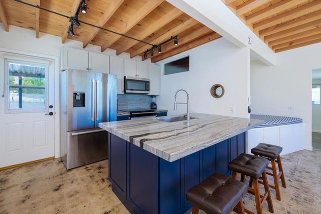 10860 Juniper Avenue, Morongo Valley, CA 92256