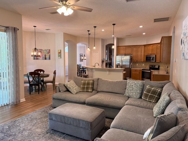 356 Palmas Cir, St Augustine, FL 32086