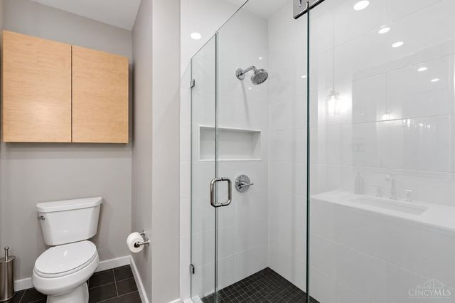 131 W Fifteenth Street, Cincinnati, OH 45202