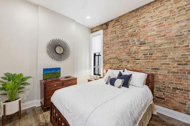 131 W Fifteenth Street, Cincinnati, OH 45202