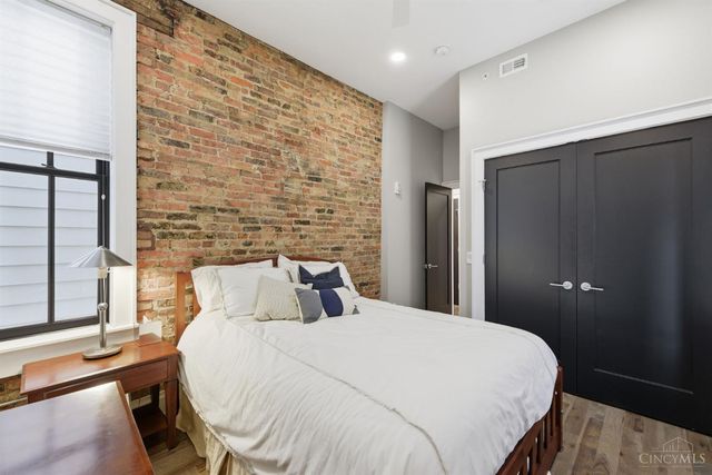 131 W Fifteenth Street, Cincinnati, OH 45202