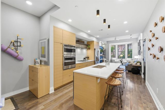 131 W Fifteenth Street, Cincinnati, OH 45202