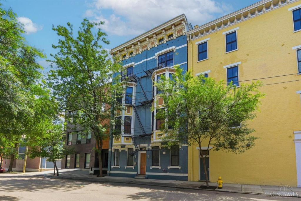 131 W Fifteenth Street, Cincinnati, OH 45202