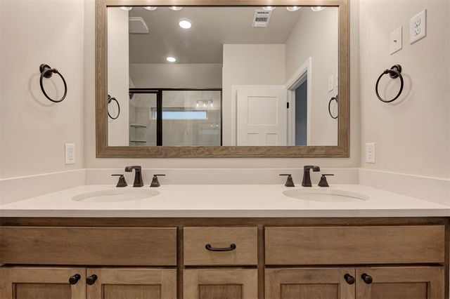 1024 Harmony Drive, Edmond, OK 73034