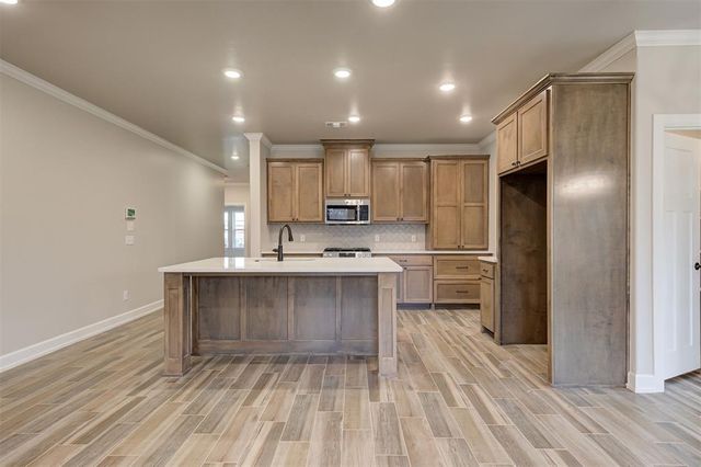 1024 Harmony Drive, Edmond, OK 73034