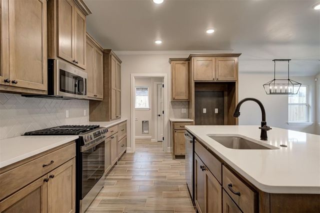 1024 Harmony Drive, Edmond, OK 73034