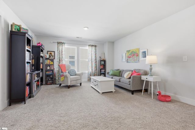 652 Sunwater Drive, Duncan, SC 29334