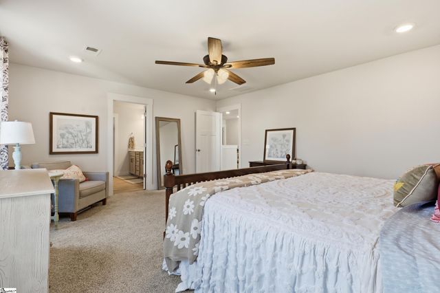 652 Sunwater Drive, Duncan, SC 29334
