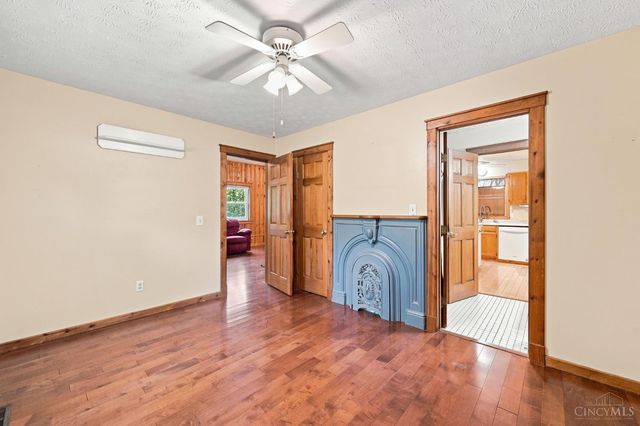 6583 Schweitzerhoff Road, Colerain Twp, OH 45247