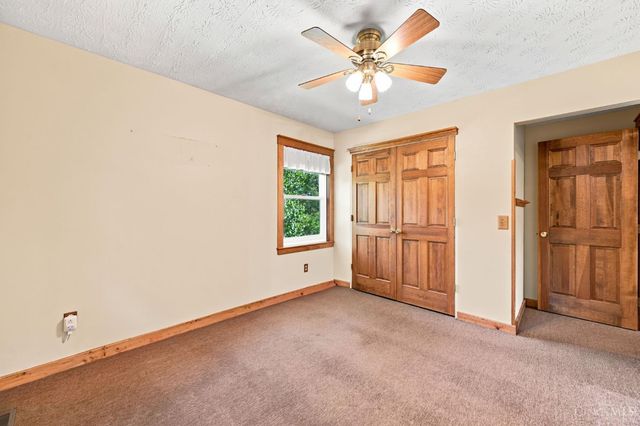 6583 Schweitzerhoff Road, Colerain Twp, OH 45247