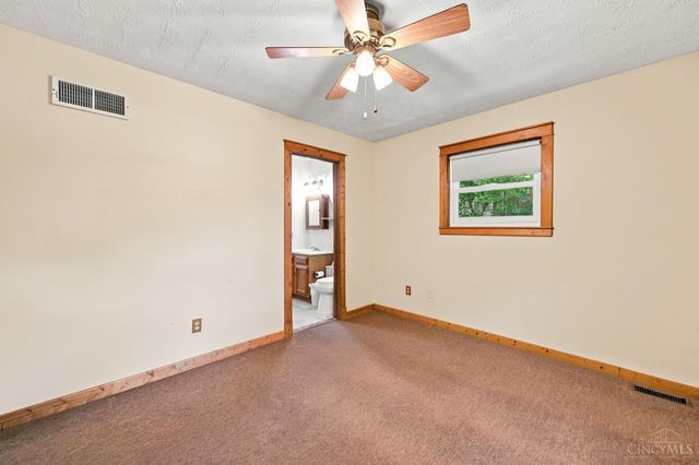 6583 Schweitzerhoff Road, Colerain Twp, OH 45247