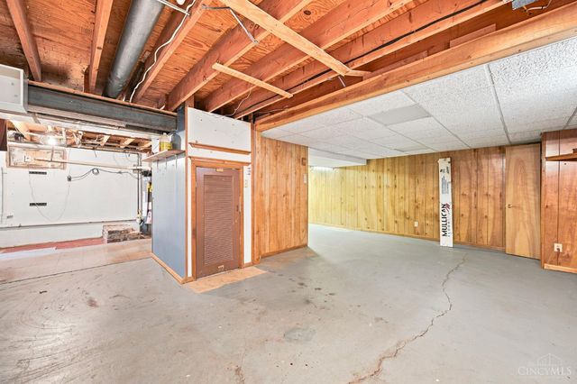 6583 Schweitzerhoff Road, Colerain Twp, OH 45247