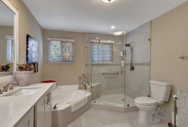 6682 Via Regina, Boca Raton, FL 33433
