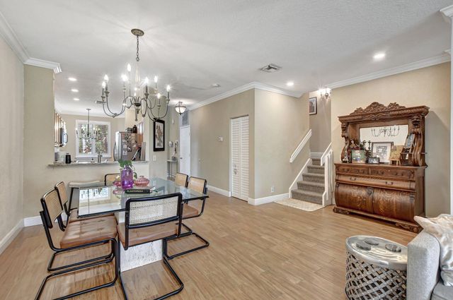 6682 Via Regina, Boca Raton, FL 33433
