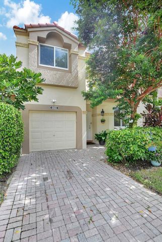6682 Via Regina, Boca Raton, FL 33433