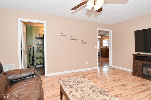 6454 Maple Manor, Brownsburg, IN 46112