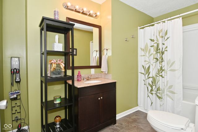 6454 Maple Manor, Brownsburg, IN 46112