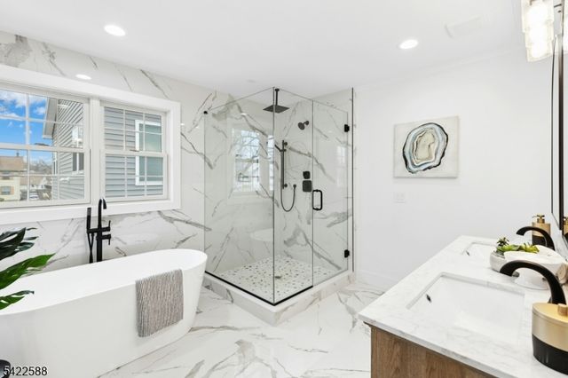 332 Pershing Ave, Roselle Park Boro, NJ 07204