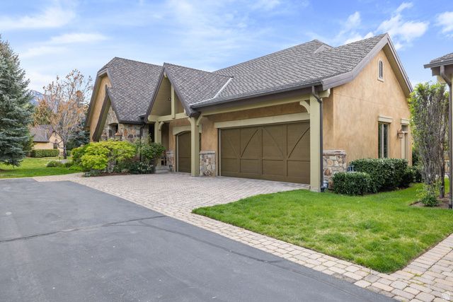3168 E BAVARIAN CT, Sandy, UT 84093