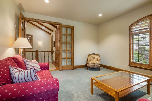 3168 E BAVARIAN CT, Sandy, UT 84093