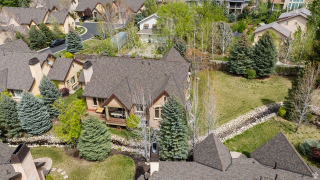 3168 E BAVARIAN CT, Sandy, UT 84093