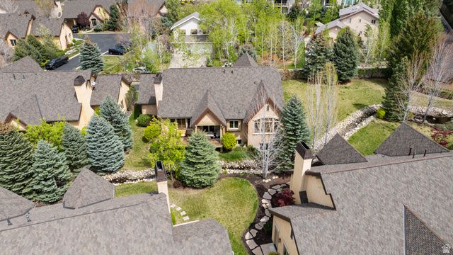 3168 E BAVARIAN CT, Sandy, UT 84093