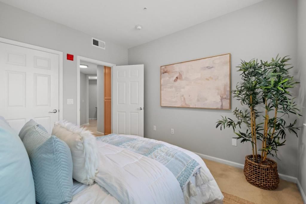 Image 20 of property listing at 1390 Saddle Rack Street 350, San Jose, CA 95126