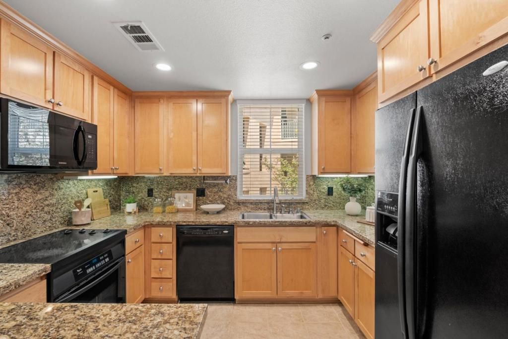 Image 4 of property listing at 1390 Saddle Rack Street 350, San Jose, CA 95126
