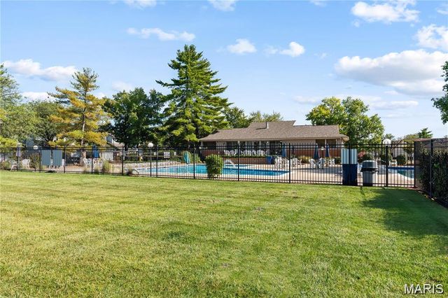640 Painted Vista Drive, Ballwin, MO 63021