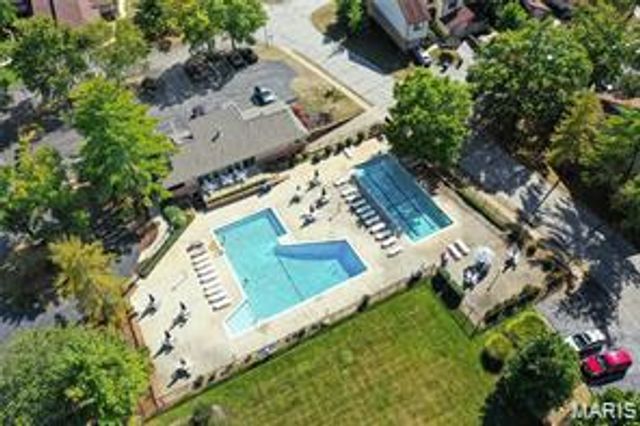 640 Painted Vista Drive, Ballwin, MO 63021
