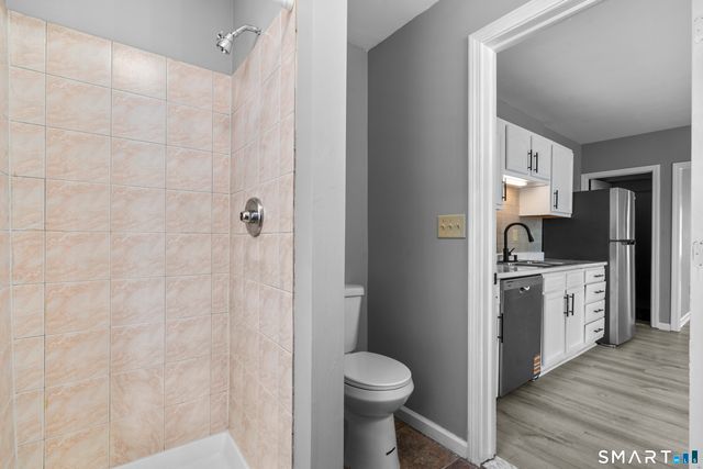 12 Newman Street, Manchester, CT 06040